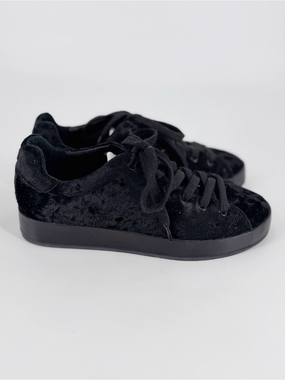 Rag & Bone RB1 Black Crushed Velvet Sneakers 38.5 US 8.5